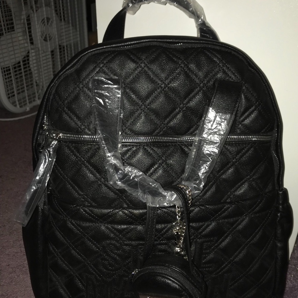 STEVE MADDEN Large Backpack W/ 2 Pouches $130 MSRP - Picture 3 of 8